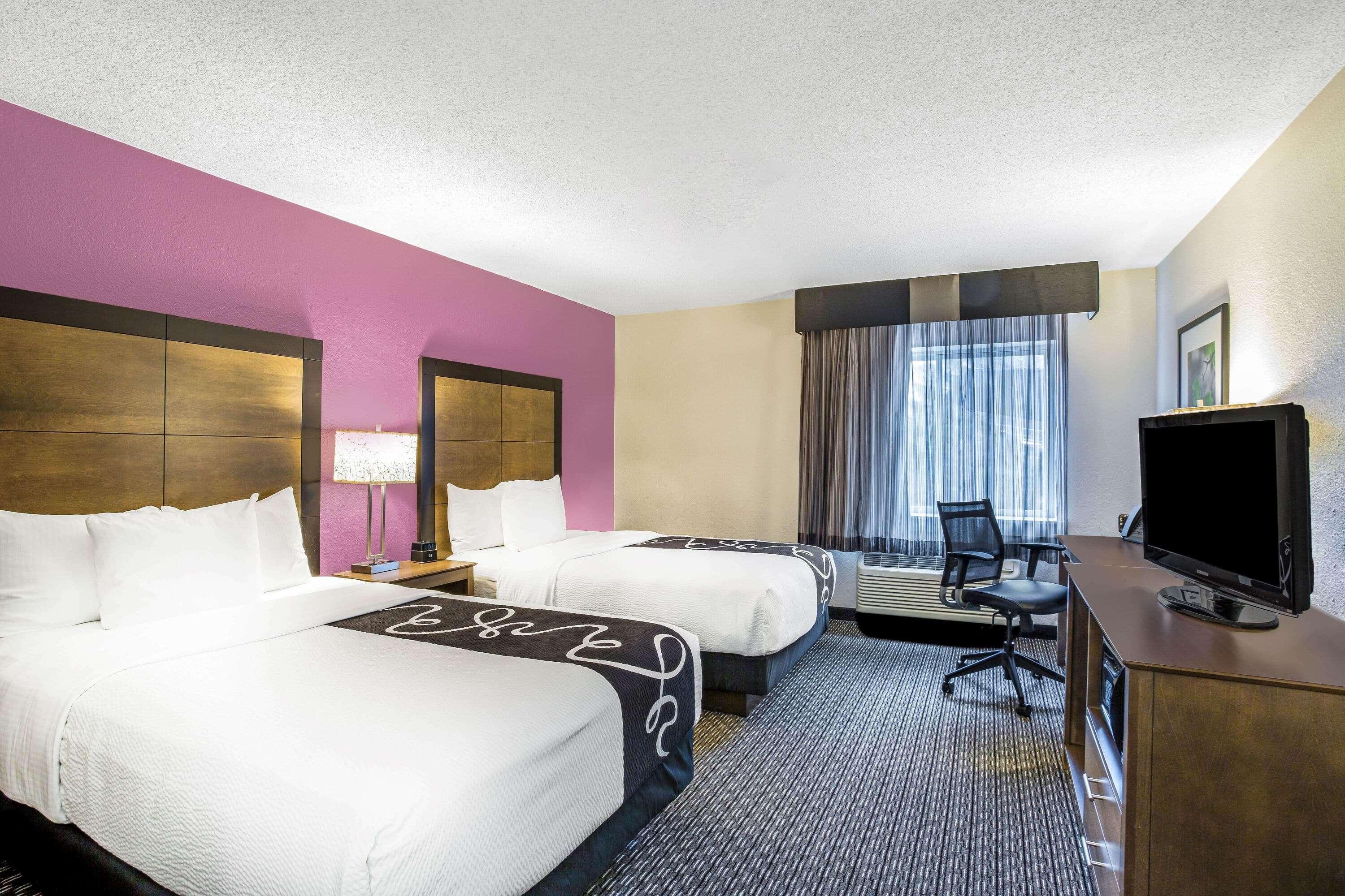 Hotel La Quinta By Wyndham Hartford Bradley Airport Windsor Locks Exterior foto