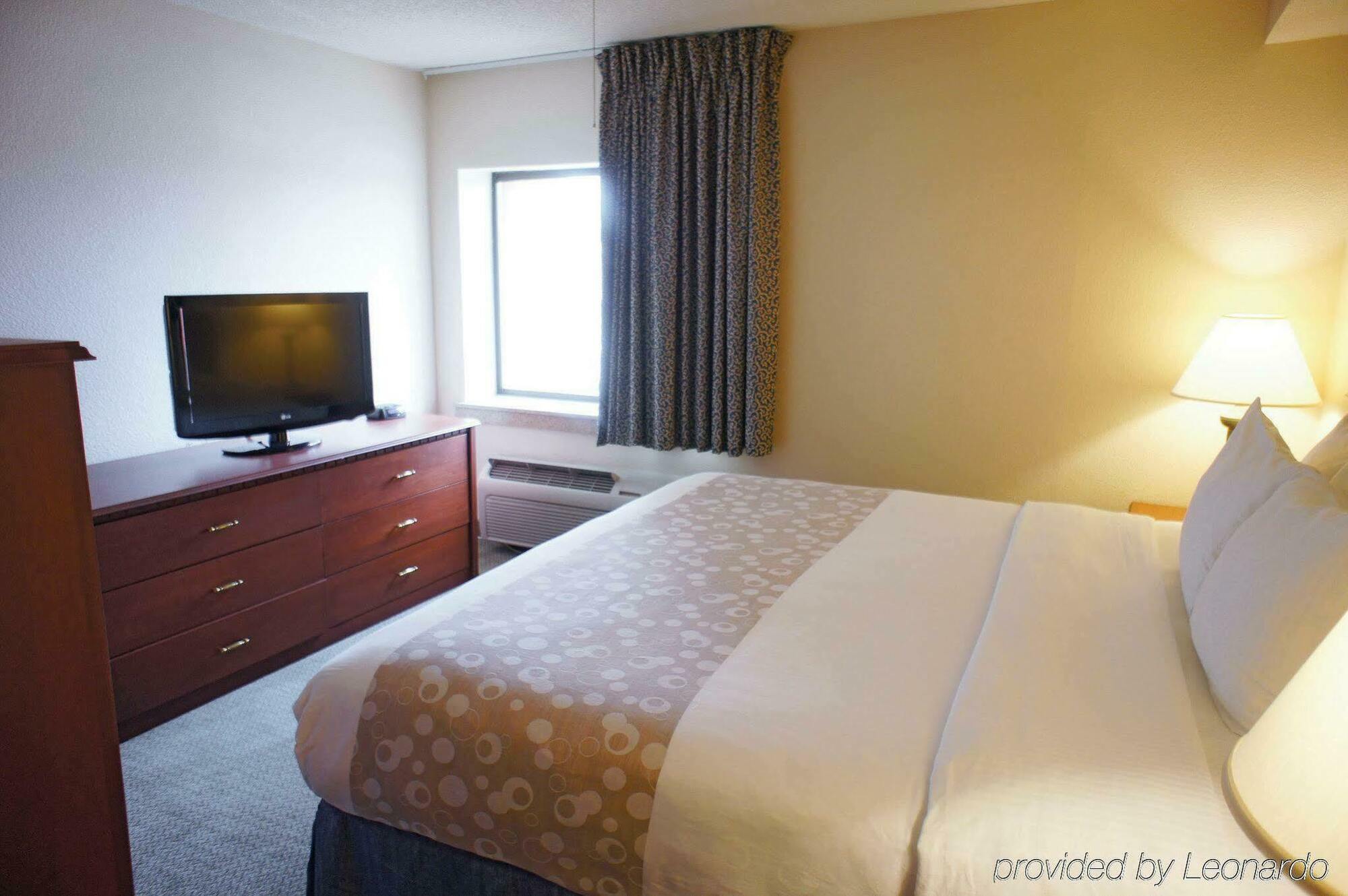 Hotel La Quinta By Wyndham Hartford Bradley Airport Windsor Locks Exterior foto
